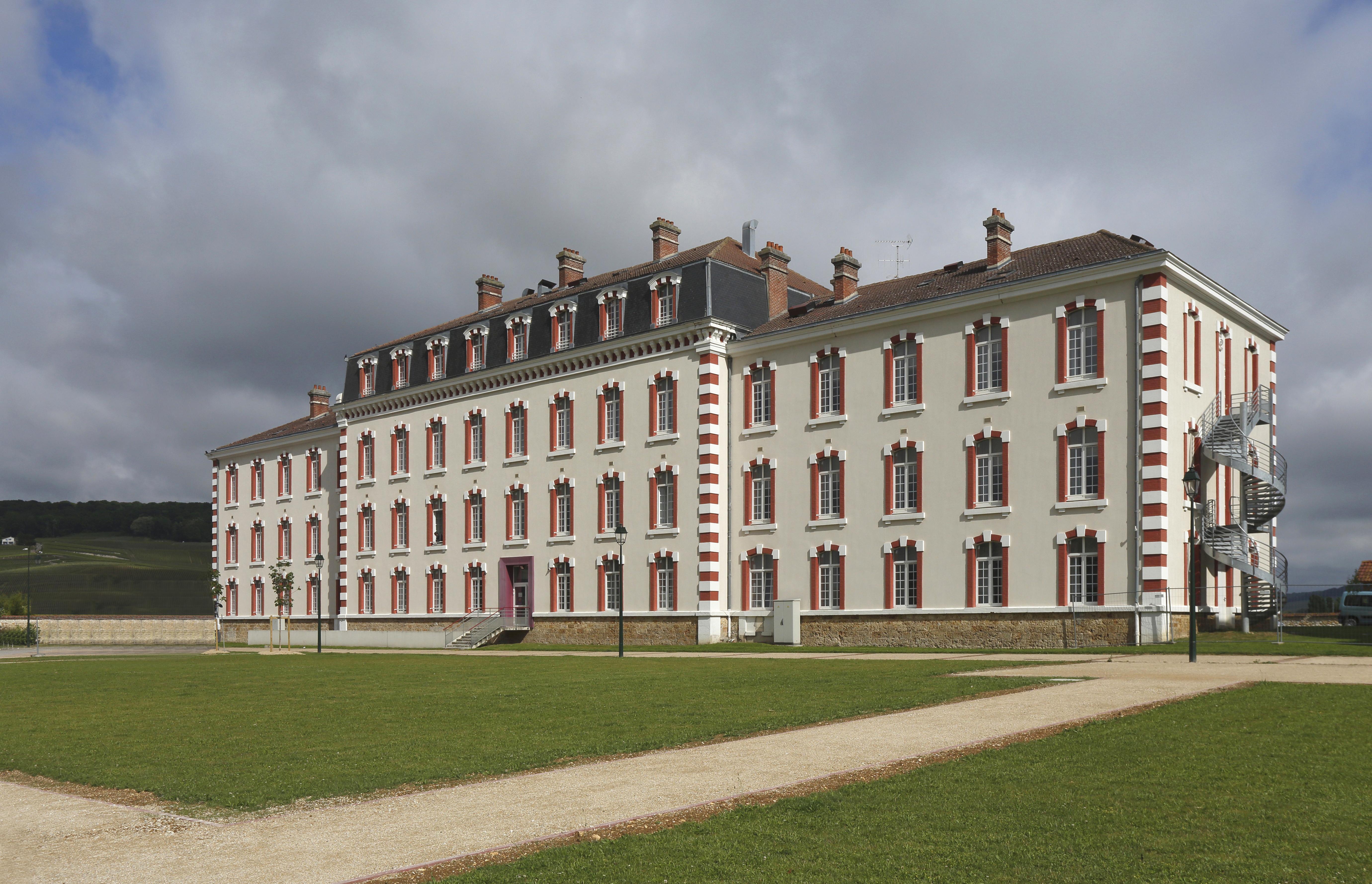 Vacanceole - Les Demeures Champenoises Aparthotel Épernay Exterior foto